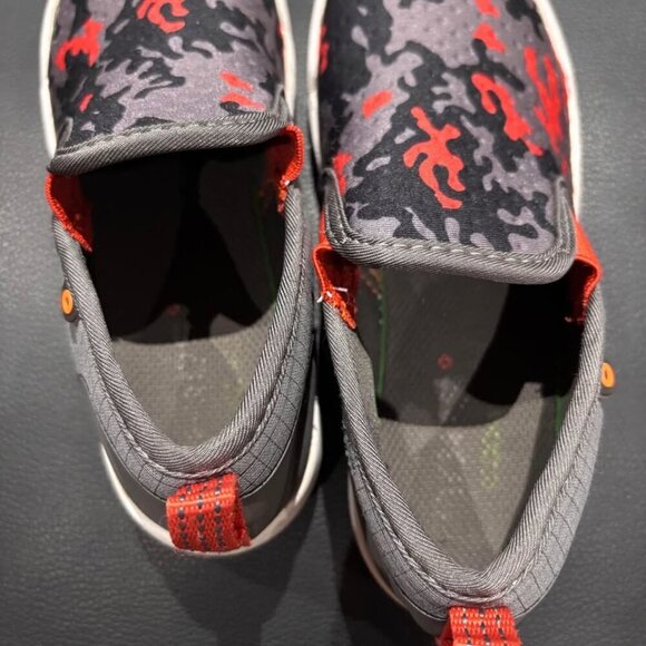 Bogs Kicker II Red/Grey Camo Slip Ons Sz 13 - Picture 5 of 8